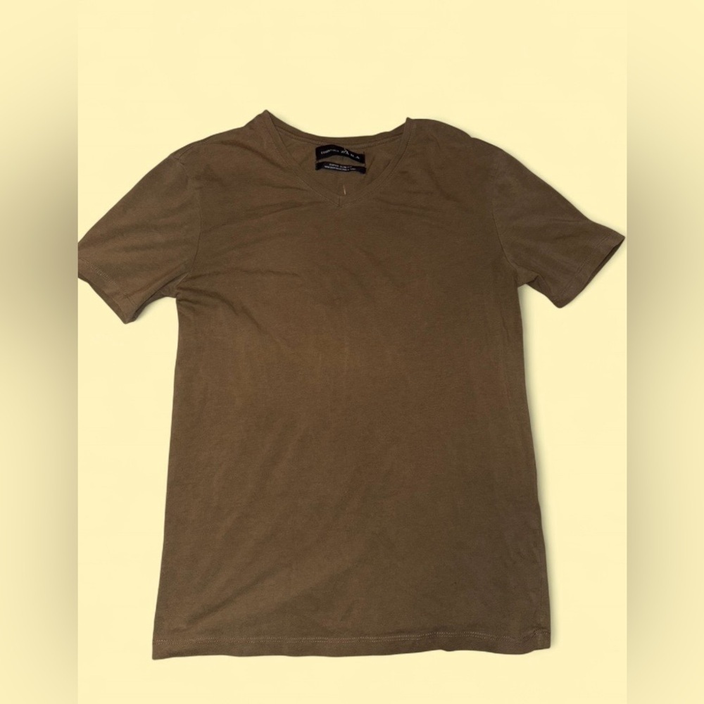 ZARA Essentials Women’s Super Slim Fit V-Neck Tee | Medium - Picture 4 of 5
